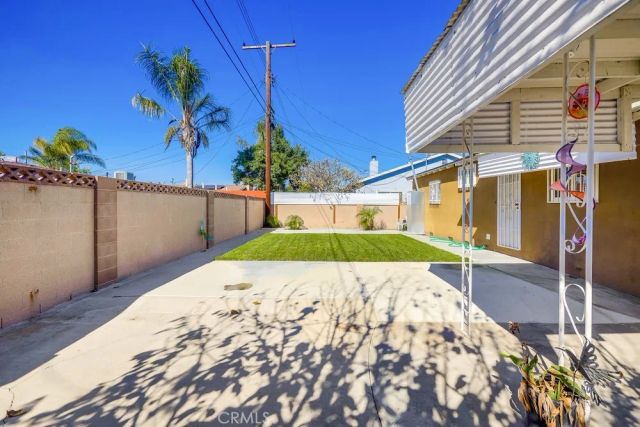 10321 Courtright, Stanton, CA 90680
