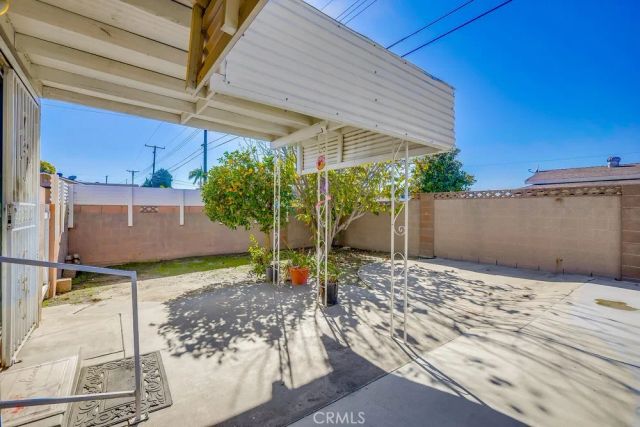 10321 Courtright, Stanton, CA 90680