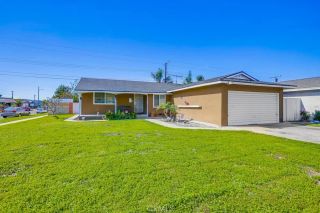 10321 Courtright, Stanton, CA 90680