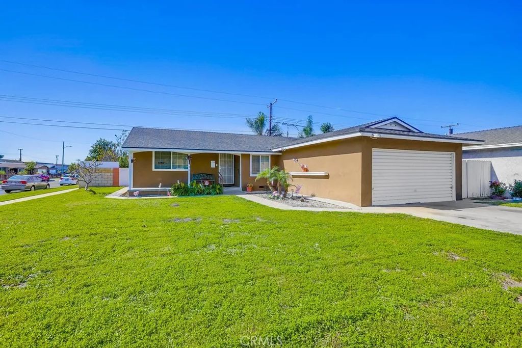 10321 Courtright, Stanton, CA 90680