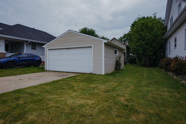 1341 BLUFF AVENUE, Sheboygan, WI 53081
