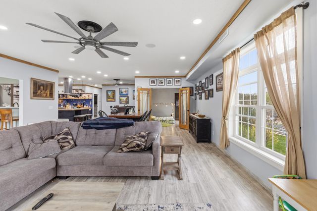 2150 Old School Road 354, Mound, MN 55364