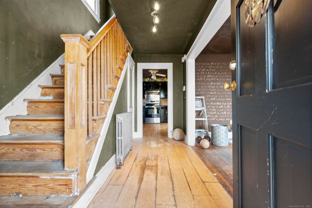 29 Abner Street, West Haven, CT 06516