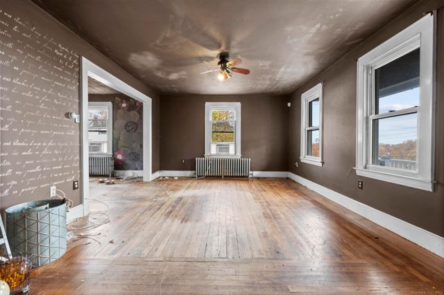 29 Abner Street, West Haven, CT 06516