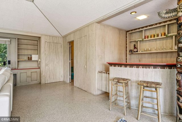 45 Evergreen Road, Dellwood, MN 55110