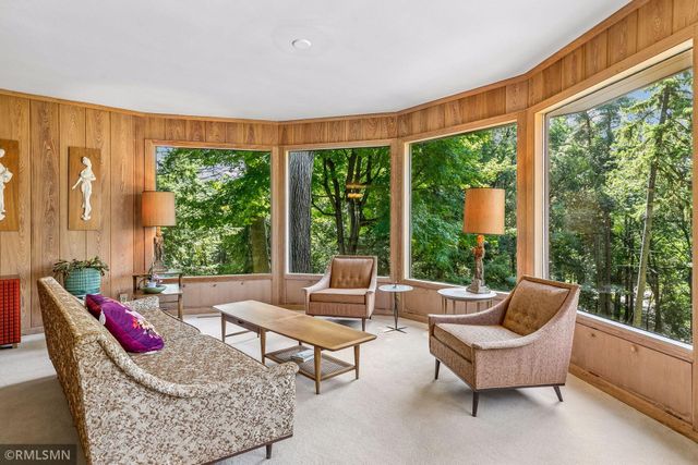 45 Evergreen Road, Dellwood, MN 55110