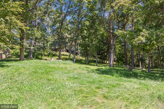 45 Evergreen Road, Dellwood, MN 55110