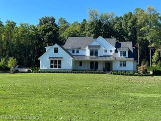 1500 Buttercup Trail, Milford, MI 48381