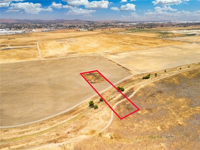 27200 San Jacinto, Perris, CA 92571