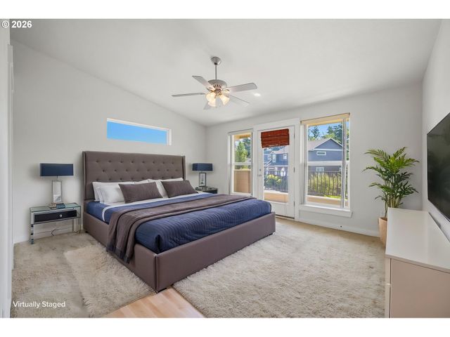 2422 W 10TH St, Washougal, WA 98671