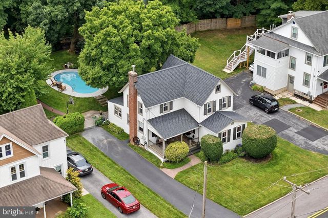 3 MAPLE AVE, Paoli, PA 19301