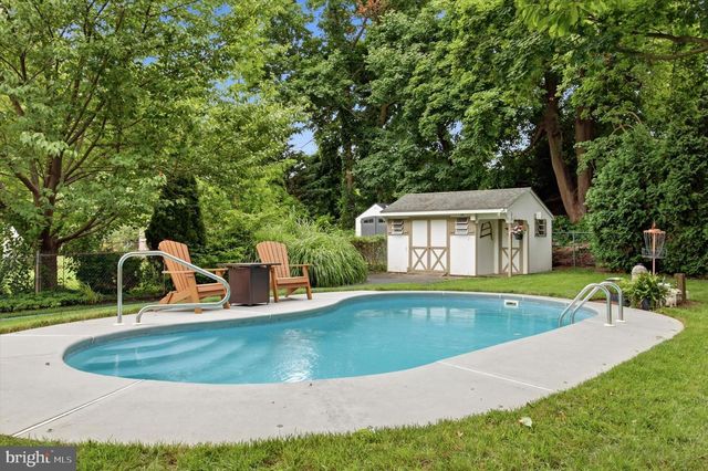 3 MAPLE AVE, Paoli, PA 19301