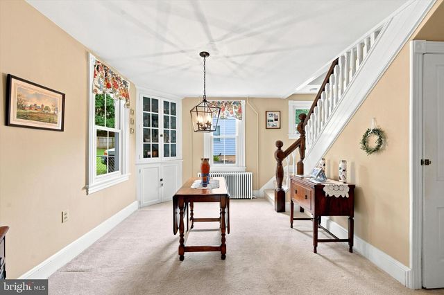 3 MAPLE AVE, Paoli, PA 19301