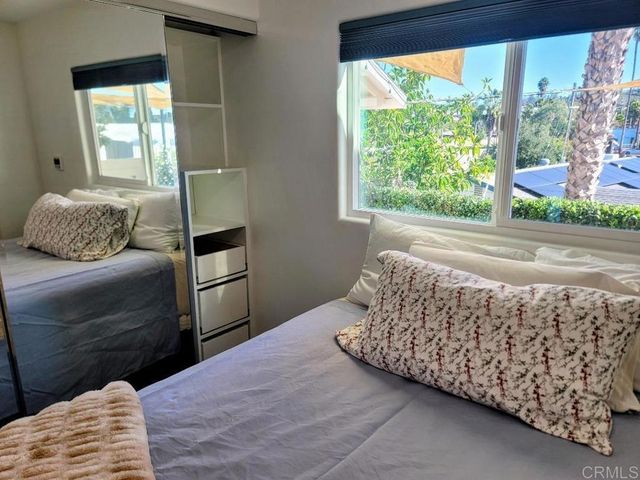 245 W Bobier Drive 90, Vista, CA 92083