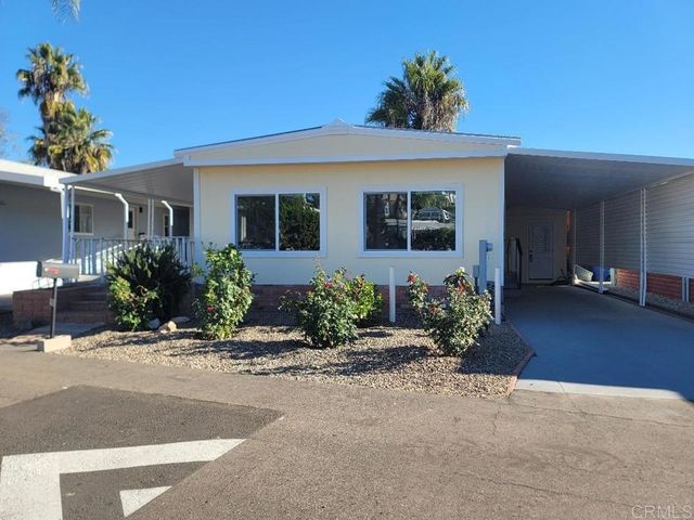 245 W Bobier Drive 90, Vista, CA 92083