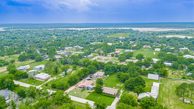 291 County Road 4858, Newark, TX 76071