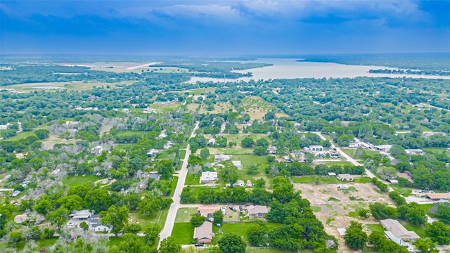 291 County Road 4858, Newark, TX 76071