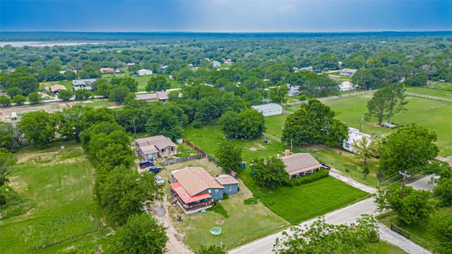 291 County Road 4858, Newark, TX 76071