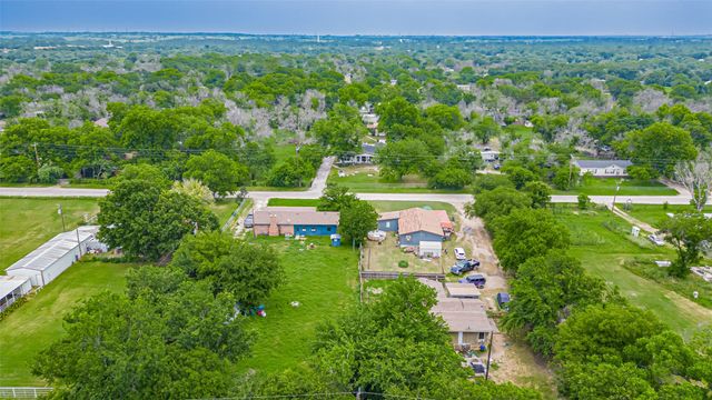 291 County Road 4858, Newark, TX 76071