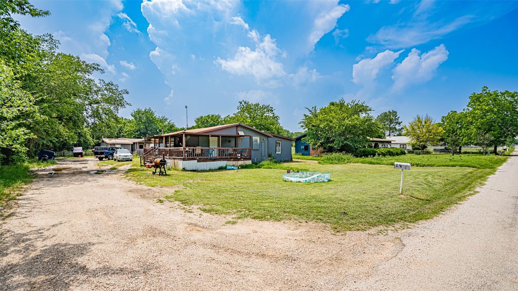 291 County Road 4858, Newark, TX 76071