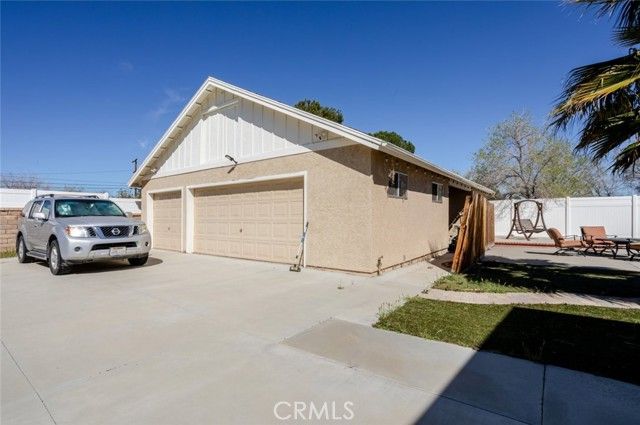 42637 Calandri Lane, Lancaster, CA 93536