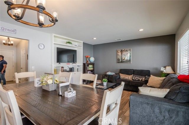 42637 Calandri Lane, Lancaster, CA 93536