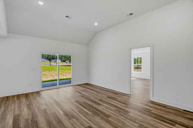 400 Marcella Court, Dickson, TN 37055