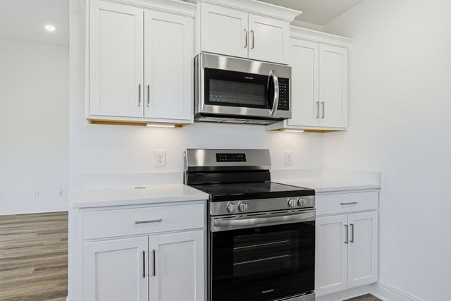 400 Marcella Court, Dickson, TN 37055