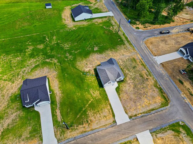400 Marcella Court, Dickson, TN 37055