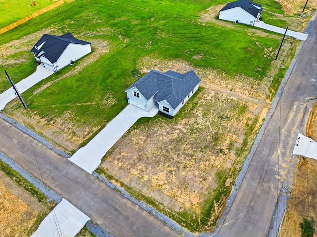 400 Marcella Court, Dickson, TN 37055