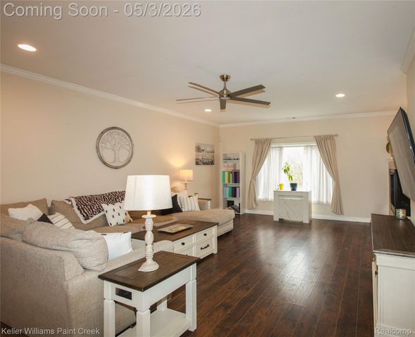 3546 Eagle Creek Drive, Shelby Charter Township, MI 48317