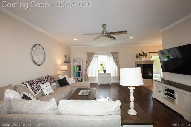 3546 Eagle Creek Drive, Shelby Charter Township, MI 48317