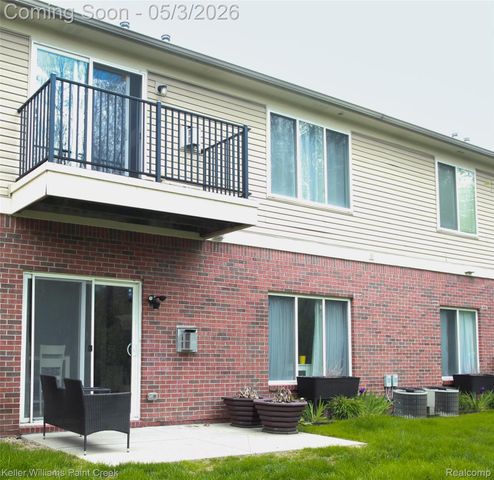 3546 Eagle Creek Drive, Shelby Charter Township, MI 48317