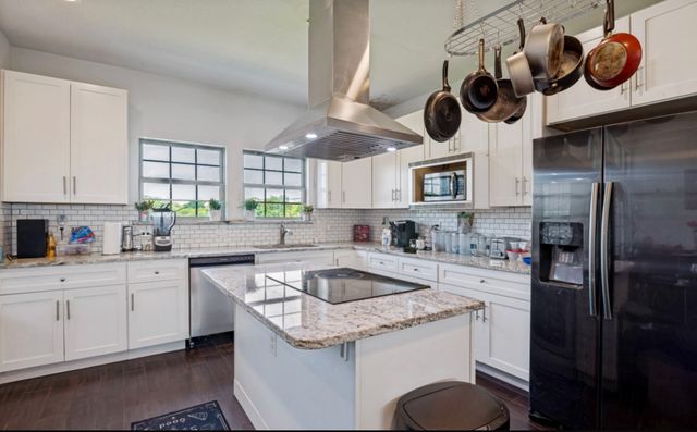529 5th Street, Grand Prairie, TX 75050