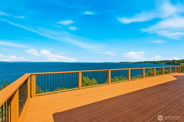3065 Oak Bay Road, Port Hadlock, WA 98339