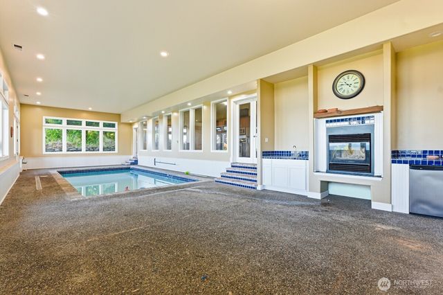 3065 Oak Bay Road, Port Hadlock, WA 98339