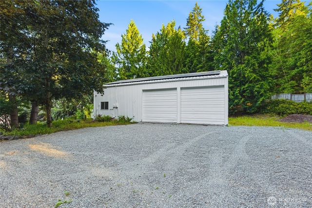 3065 Oak Bay Road, Port Hadlock, WA 98339
