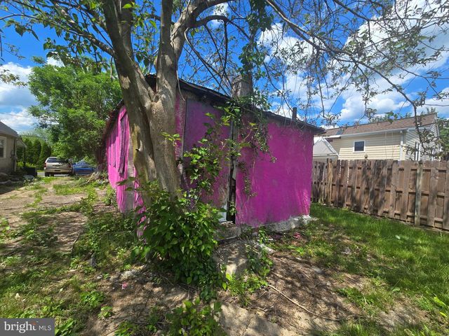 245 LINDEN AVE, Glenside, PA 19038