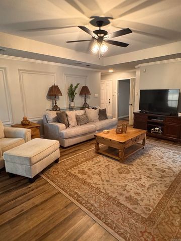 11701 Shady Creek Drive, Little Rock, AR 72211