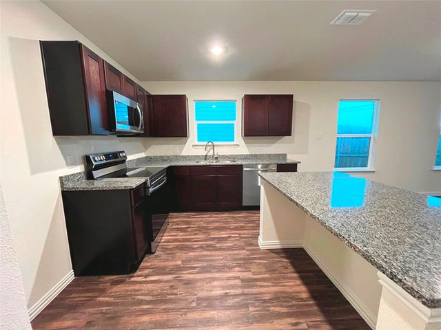 108 Goel Street, Greenville, TX 75402