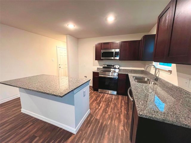 108 Goel Street, Greenville, TX 75402