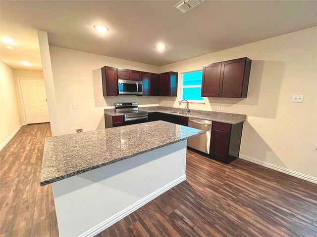 108 Goel Street, Greenville, TX 75402