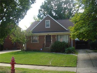 24500 Puritan Road, Euclid, OH 44123