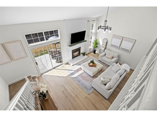 6050 E Hinsdale Ct, Centennial, CO 80112