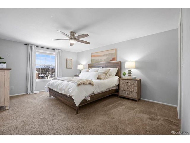 6050 E Hinsdale Ct, Centennial, CO 80112