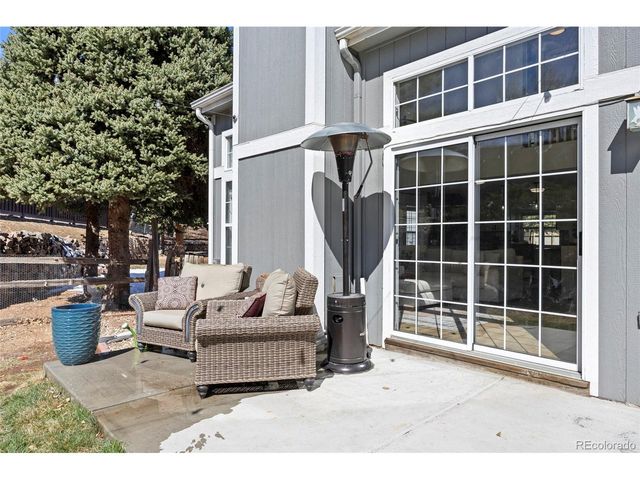 6050 E Hinsdale Ct, Centennial, CO 80112