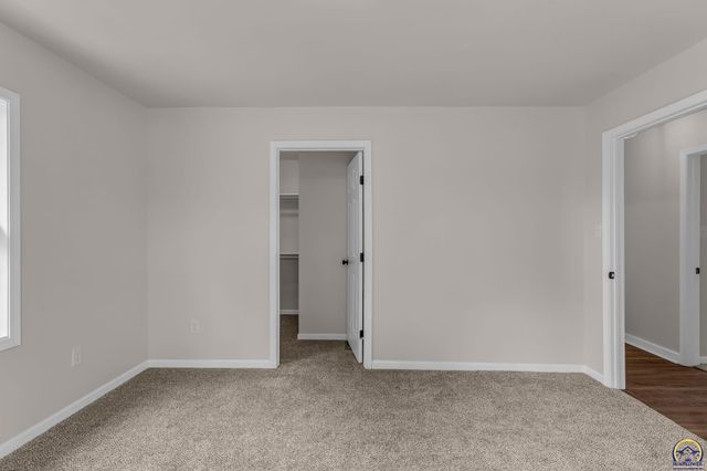 5436 SW 69th St, Auburn, KS 66402
