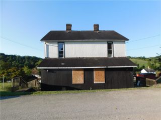 120 Clay St, Georges Twp, PA 15401