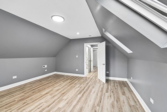 6748 S Wabash Avenue, Chicago, IL 60637