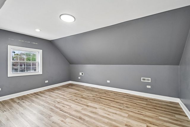 6748 S Wabash Avenue, Chicago, IL 60637